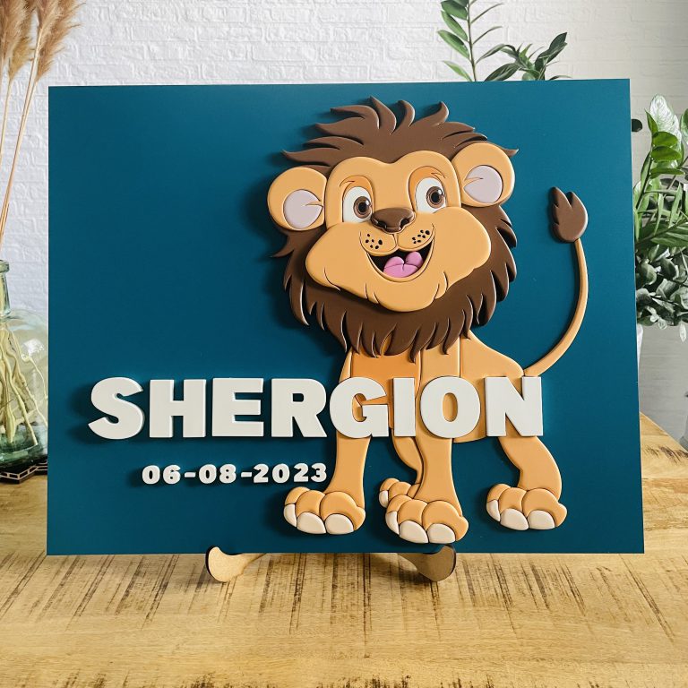 Houten thema naambord voor in de kinderkamer of babykamer